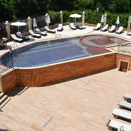 Bratanov River Park Studio *